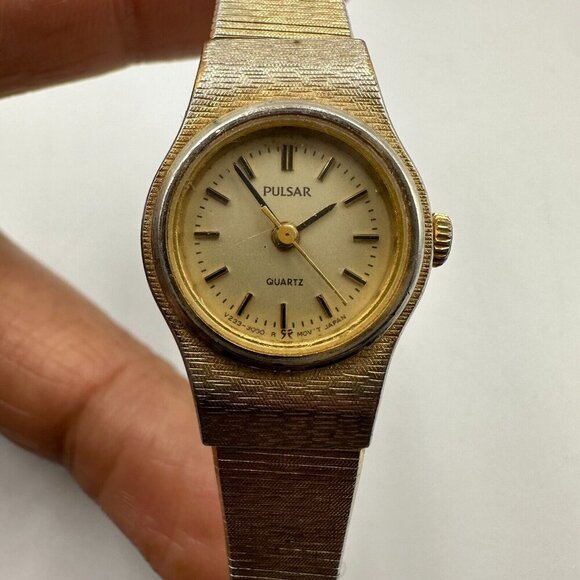 3/$30 Vintage Pulsar Watch Women Gold Tone 23MM Dial Water Resistant 6.5" - Picture 1 of 14